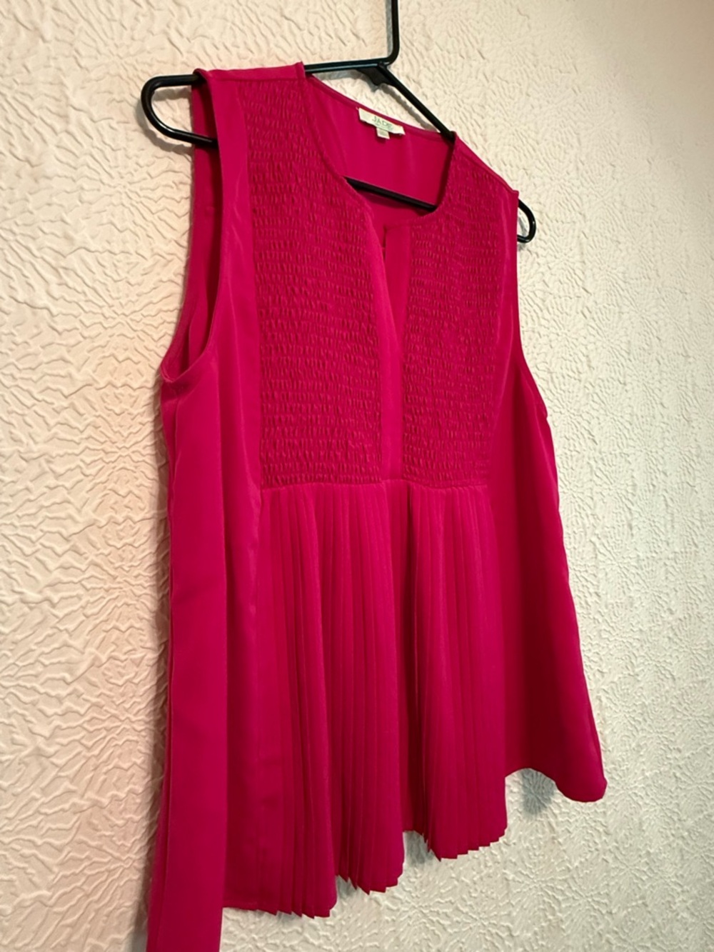 JADE Melody Tam Sleeveless Smocked Pleated Tank Top - Fuchsia, XL